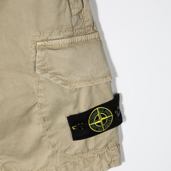 Stone Island Junior logo-patch bermuda shorts - Picture 2 of 4